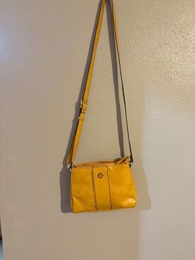 Yellow Liz Claiborne shoulder bag/ crossbody bag